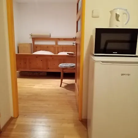 Homestay Pokoj Ve Vile *